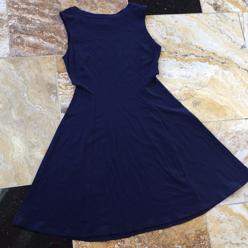 Uniqlo fit and flare sleeveless T-shirt knit VGUC